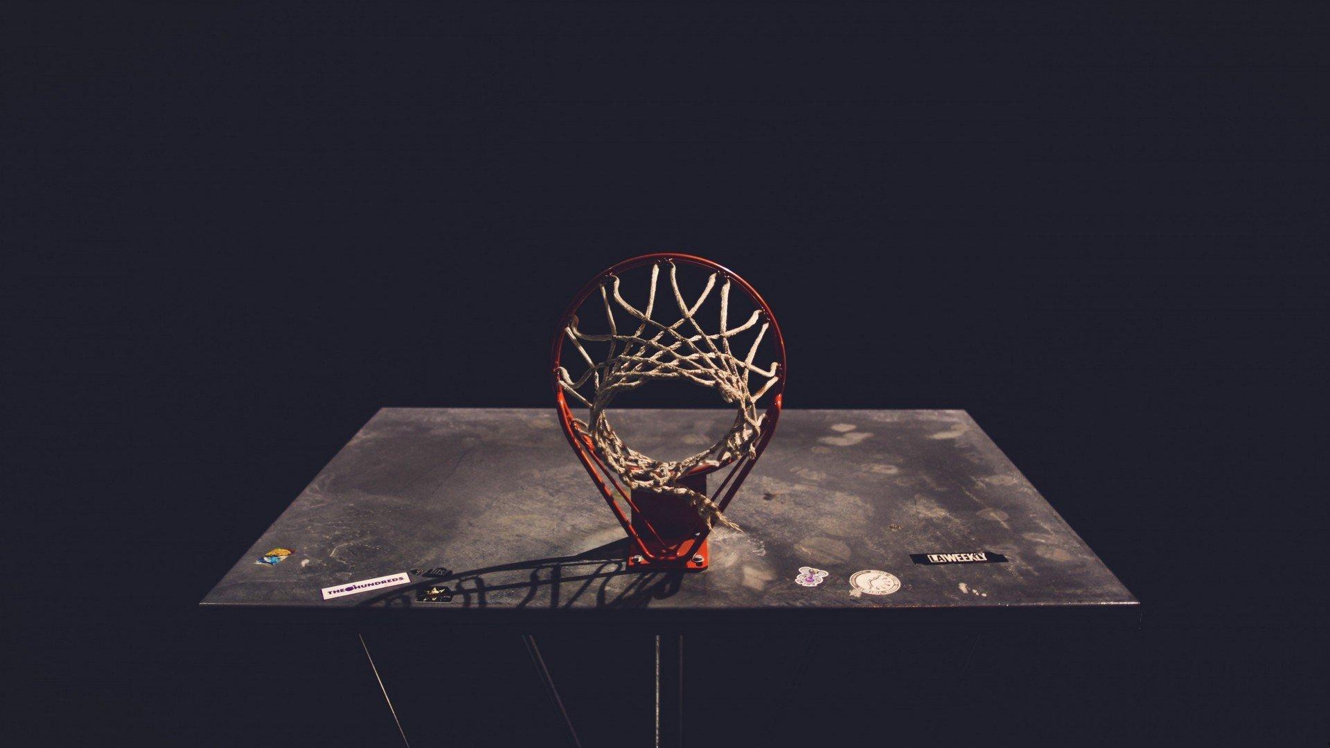 杨瀚森迎NBA生涯首次先发 开拓者末节崩盘不敌残阵灰熊